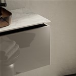 Puntotre presenta GLAKS&#174;: innovazione nei materiali per l’arredo bagno 